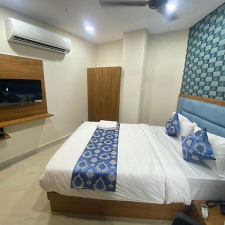 Hotel Surya Villa Ahmedabad Exterior foto