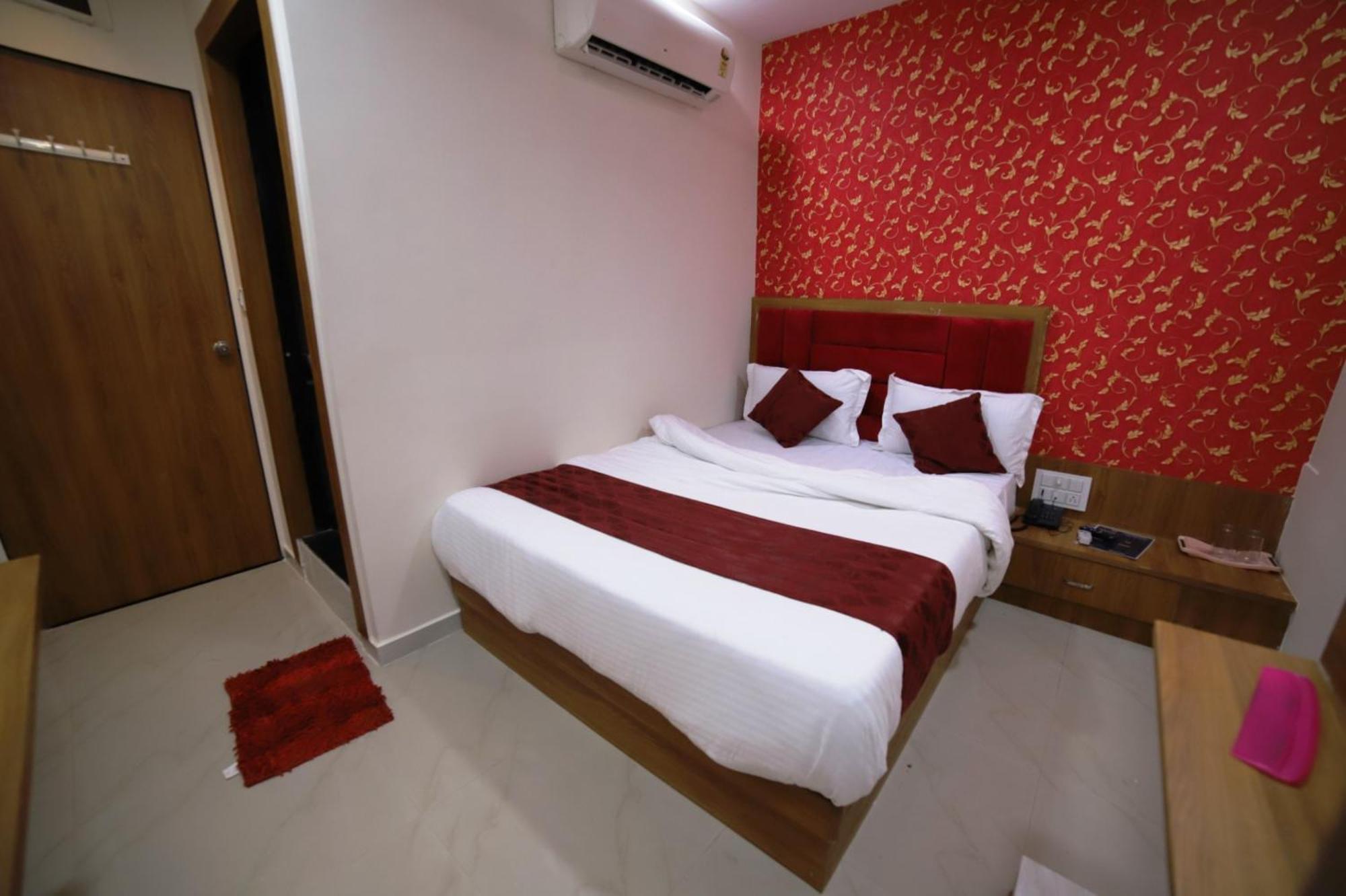 Hotel Surya Villa Ahmedabad Exterior foto