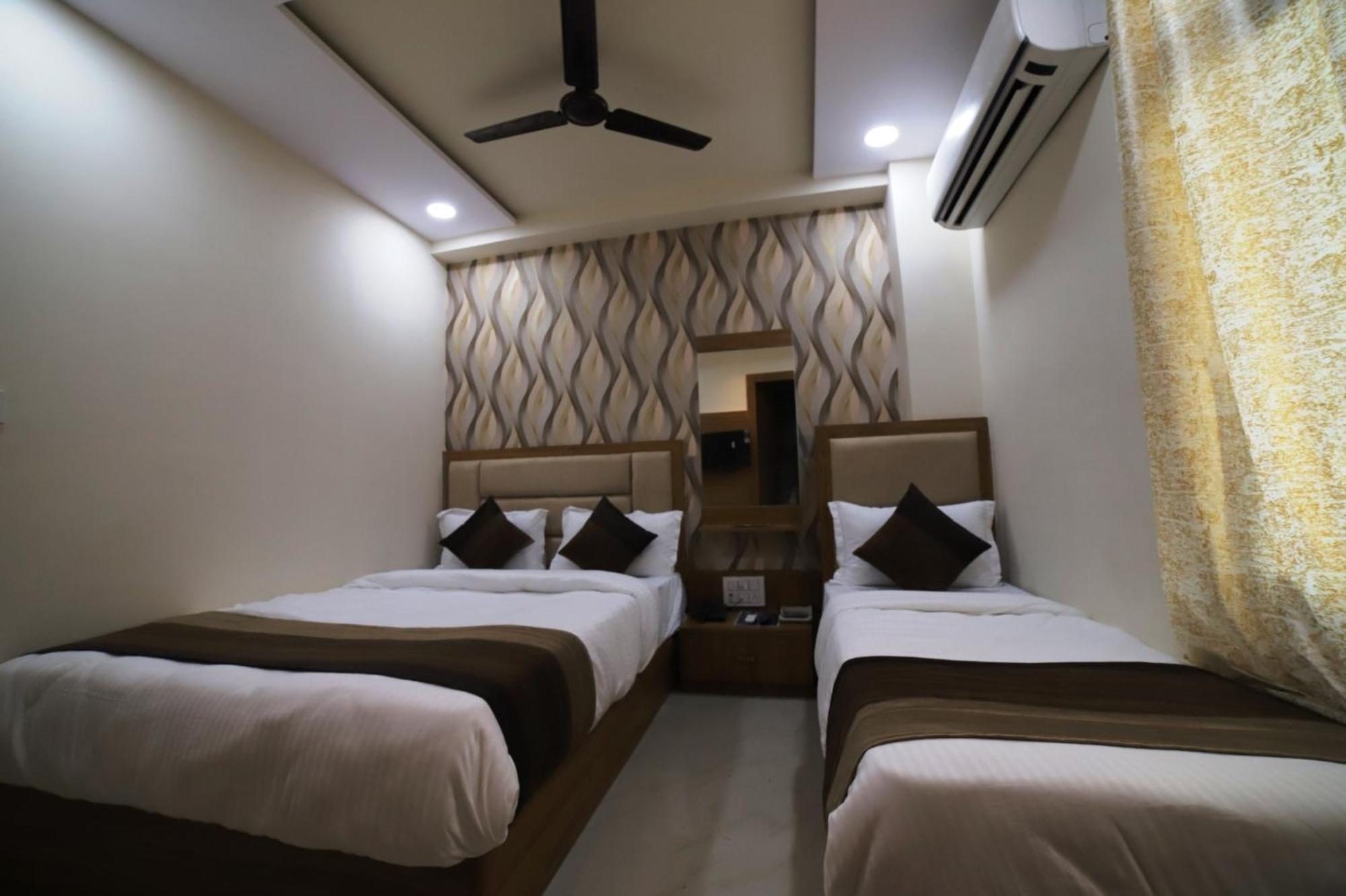 Hotel Surya Villa Ahmedabad Exterior foto