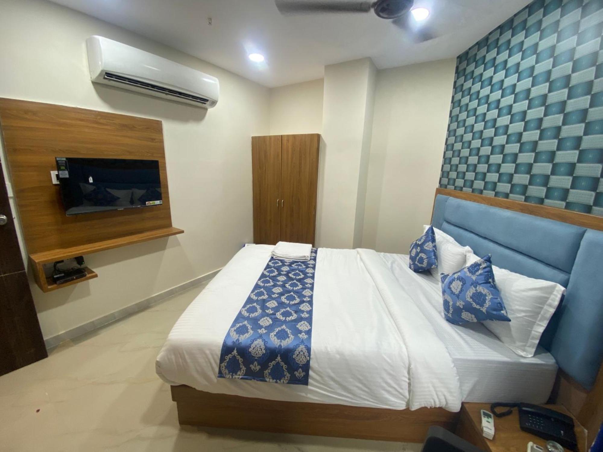 Hotel Surya Villa Ahmedabad Exterior foto
